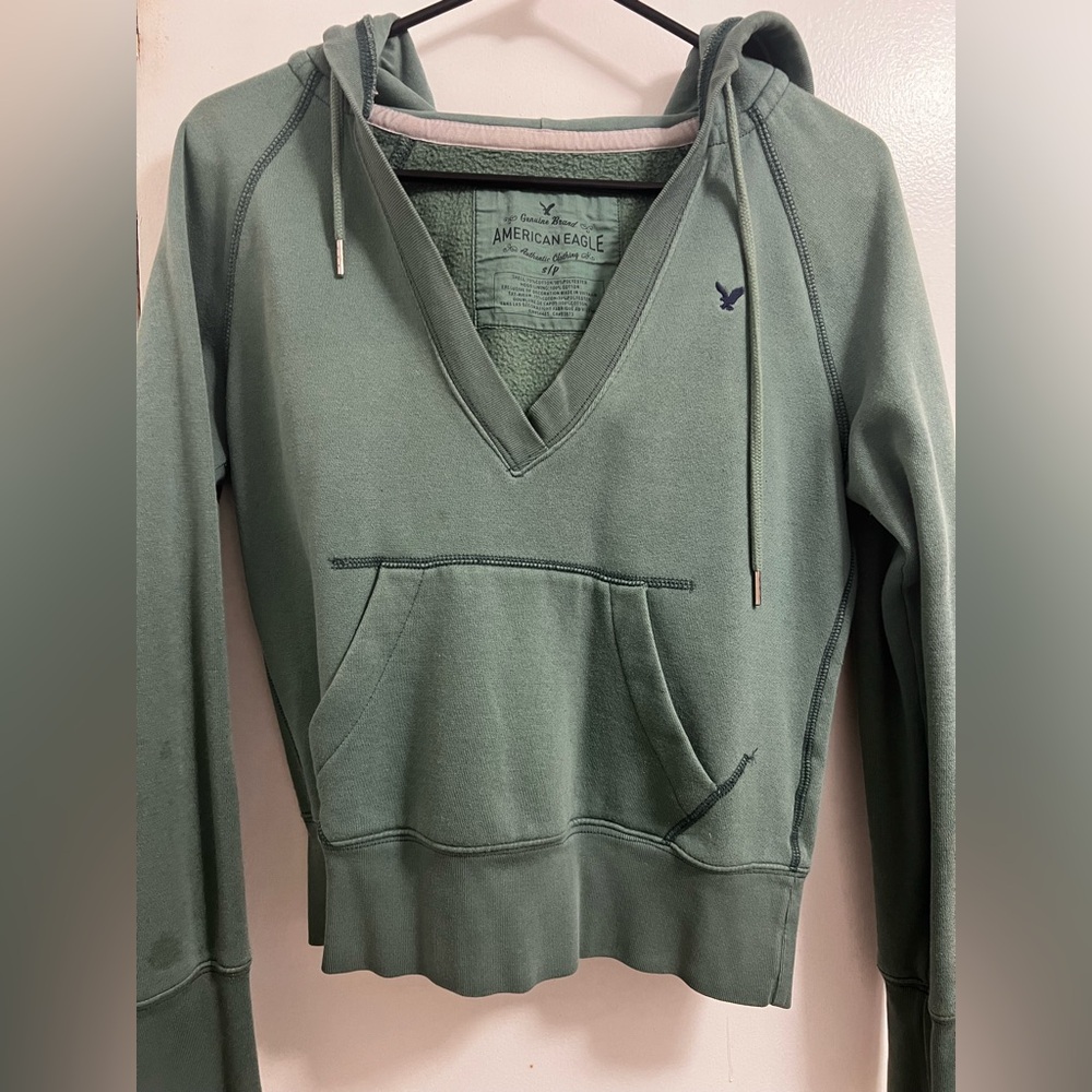 American Eagle VNeck Women’s Hoodie Small